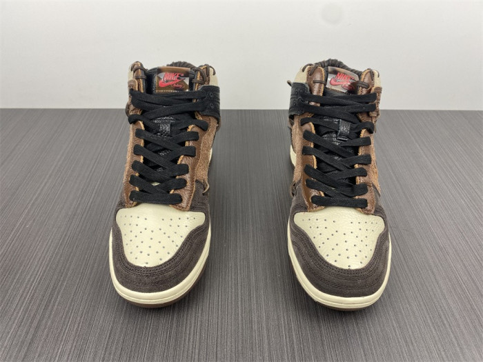Bodega x Dunk High ‘Legend’ CZ8125-200