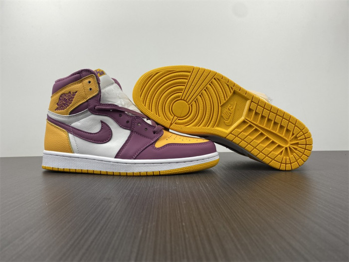 Air Jordan 1 High OG “Brotherhood” 555088-706
