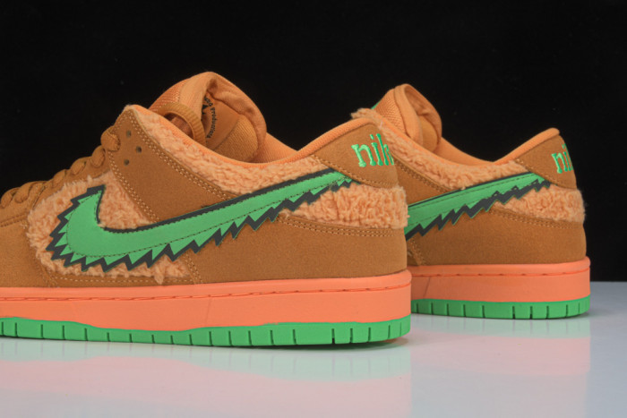 Grateful Dead x Nike SB Dunk Low “Orange Bear” CJ5378-800