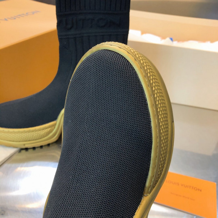 LOUS VUITO ARCHLIGHT SNEAKER BOOT