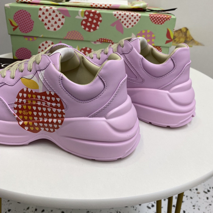 G*u*i sneaker