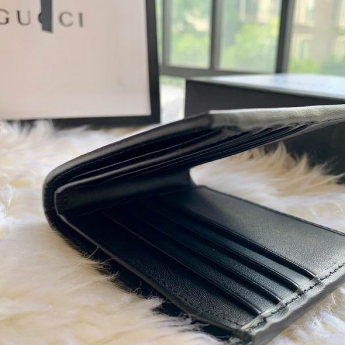 G*u*i wallet 365491 11*9